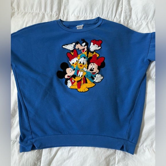 Vintage Disney Crewneck Sweater 💙 - Picture 3 of 14